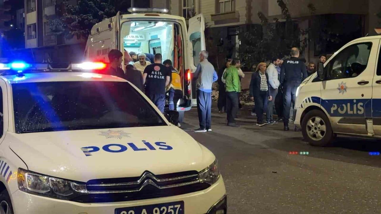 ŞANLIURFA’NIN SİVEREK İLÇESİNDE HUSUMETLİ İKİ AİLE ARASINDA ÇIKAN SİLAH, TAŞ VE SOPALARIN...
