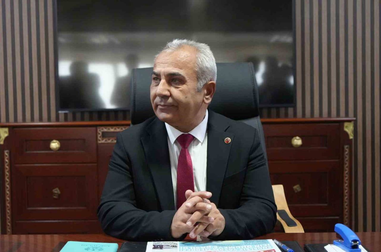 BELEDİYE BAŞKANVEKİLLİĞİ SEÇİMİNİ AK PARTİLİ MECLİS ÜYESİ HAMDİ AÇIKGÖZ KAZANDI.