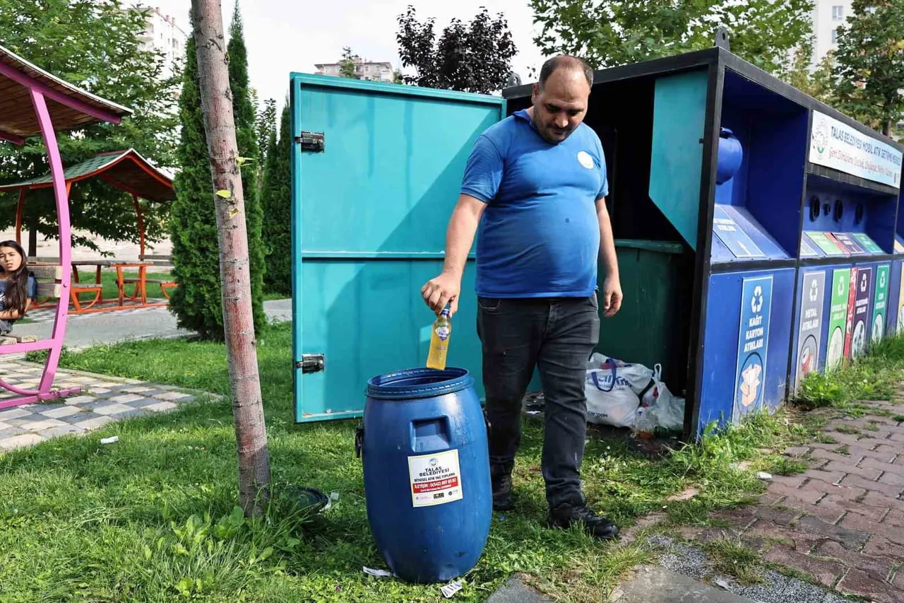 TALAS BELEDİYESİ TARAFINDAN YÜRÜTÜLEN BİTKİSEL ATIK YAĞ TOPLAMA KAMPANYASI, ÇEVRENİN KORUNMASINA...