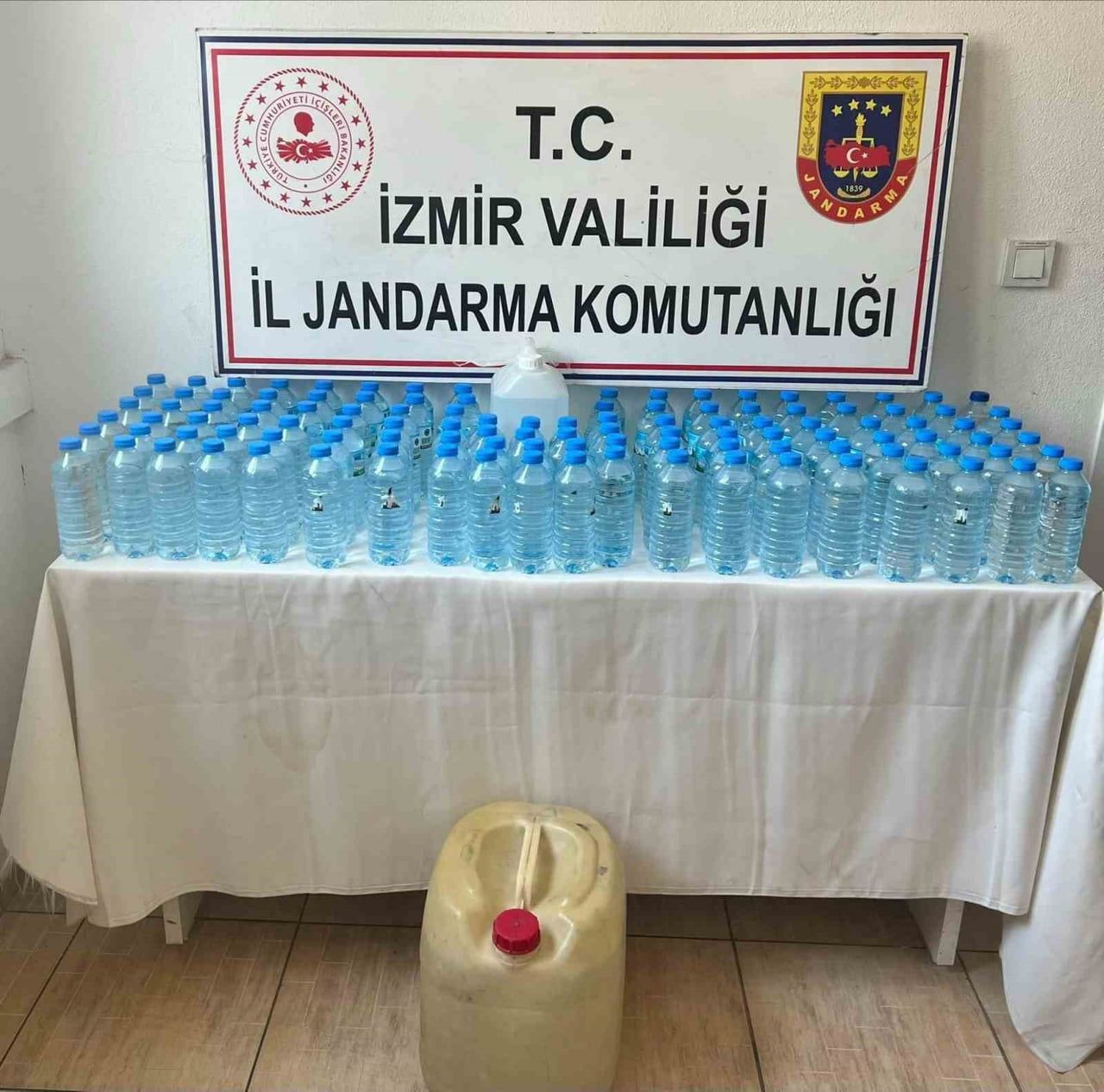 BİN 85 LİTRE ETİL ALKOL ELE GEÇİRİLDİ.