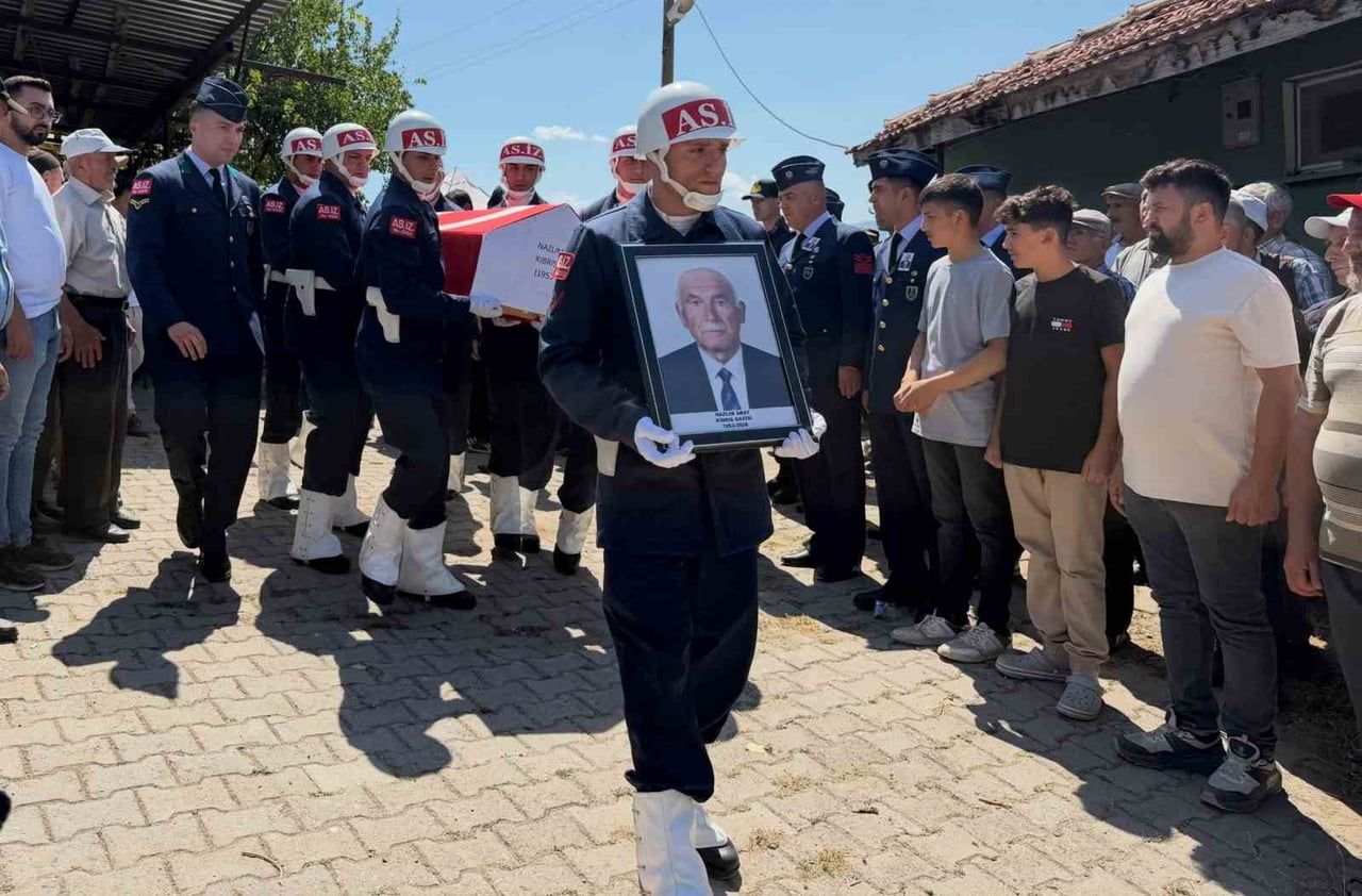 SİMAV’DA KIBRIS GAZİSİ NAZLIM ABAY SON YOLCULUĞUNA UĞURLANDI