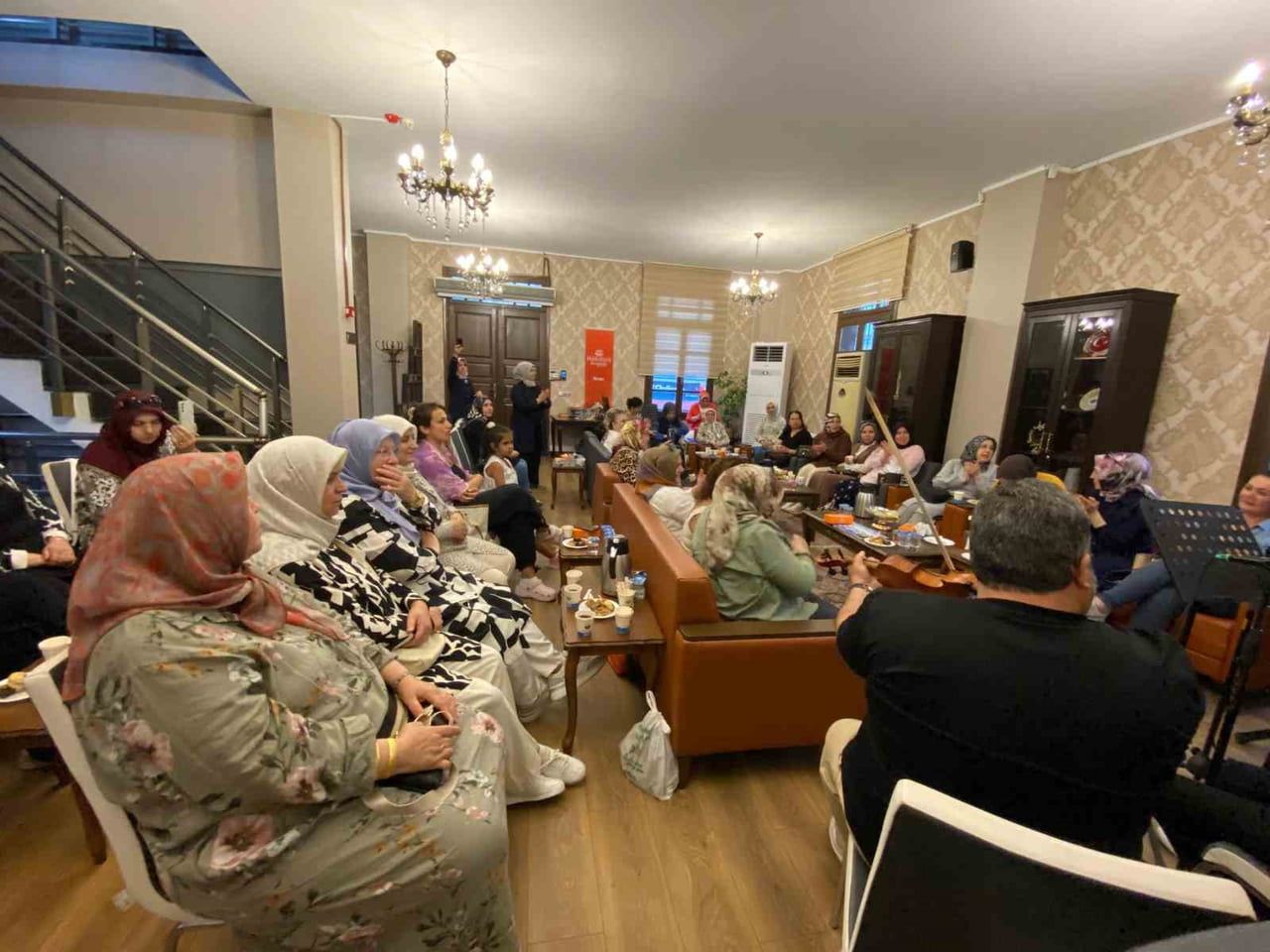 İLKADIM BELEDİYESİ KADIN VE AİLE MÜDÜRLÜĞÜ’NE BAĞLI HANIMELİ KONAĞI’NDA, İLKADIM’DA YAŞAYAN...