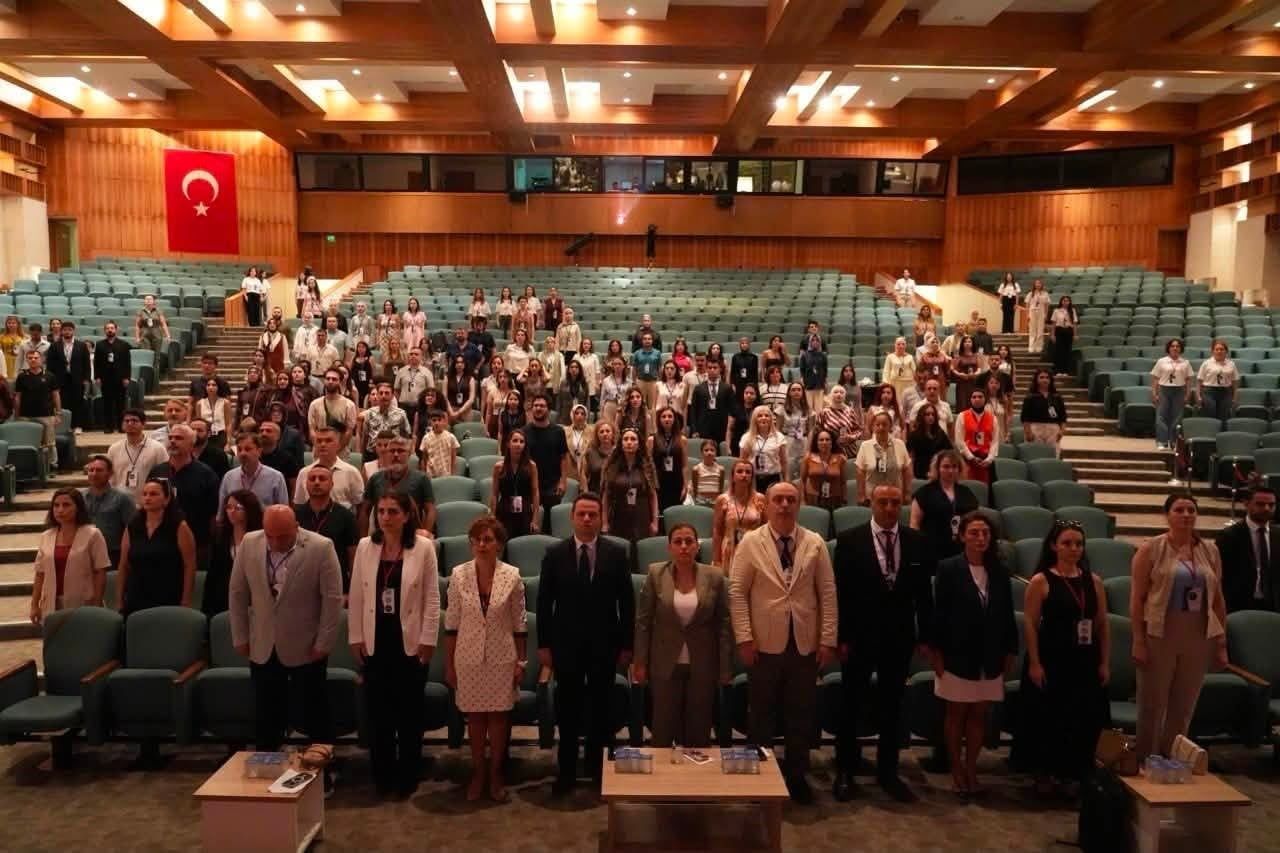 MUĞLA’DA "YAPAY ZEKÂ ÇAĞINDA FEN VE MATEMATİK EĞİTİMİ" ZİRVESİ BAŞLADI
