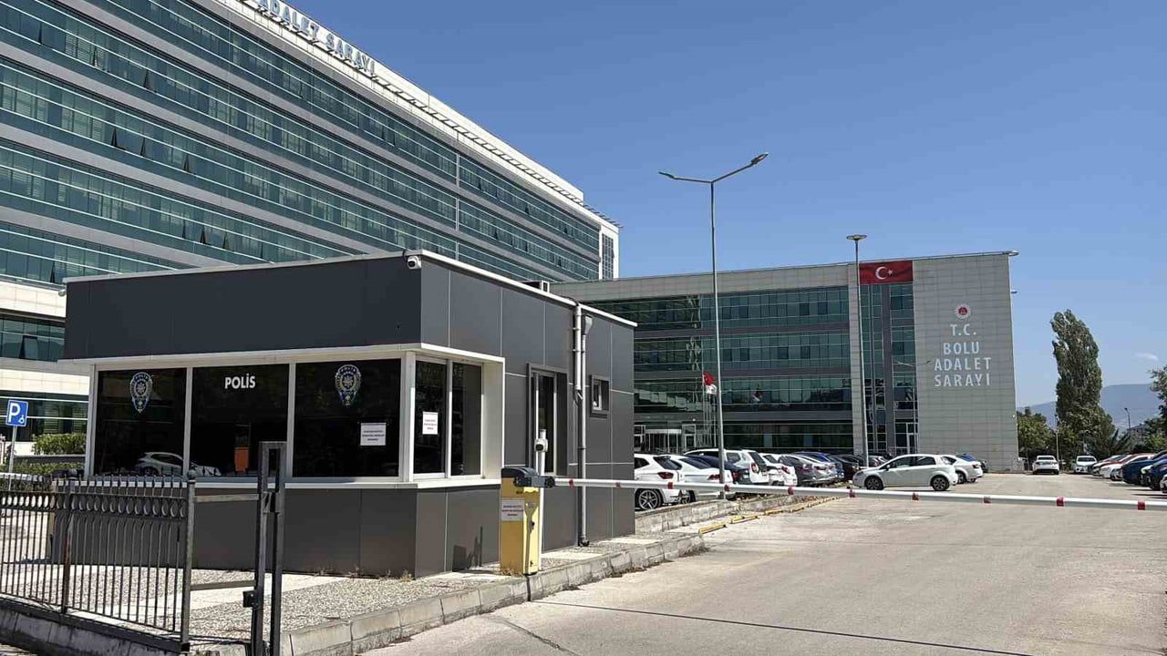 BOLU BELEDİYESİ'NDEKİ 34 MİLYON LİRALIK 'HAYALİ MESAİ' SORUŞTURMASINDA ARALARINDA BELEDİYE...