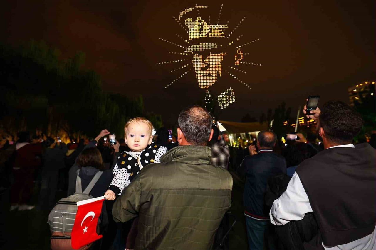 MANİSA’DA CUMHURİYET’İN 103’ÜNCÜ YIL DÖNÜMÜ KUTLAMALARI KAPSAMINDA ATATÜRK KENT PARKI’NDA...
