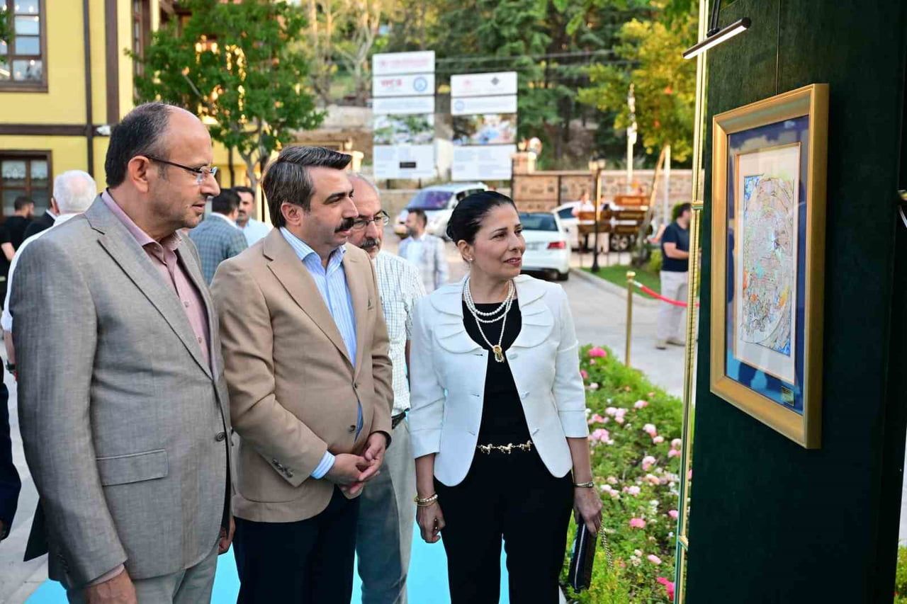 YILDIRIM BELEDİYESİ’NİN SON İKİ AYDA DÜZENLENEN KONSERLERDEN SERGİLERE, TİYATRO GÖSTERİLERİ GİBİ...