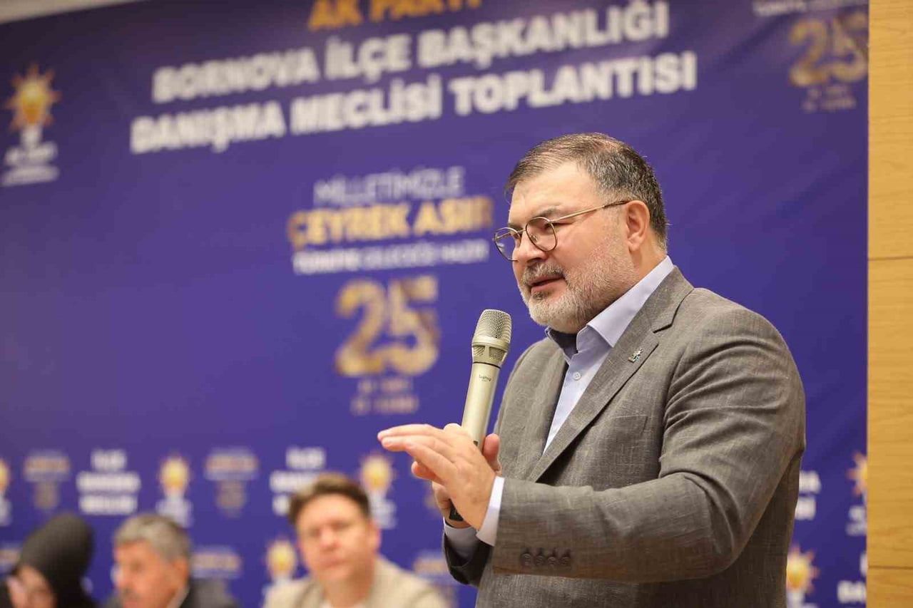 AK PARTİ İZMİR İL BAŞKANI BİLAL SAYGILI, BORNOVA İLÇE BAŞKANLIĞI TARAFINDAN DÜZENLENEN İLÇE...