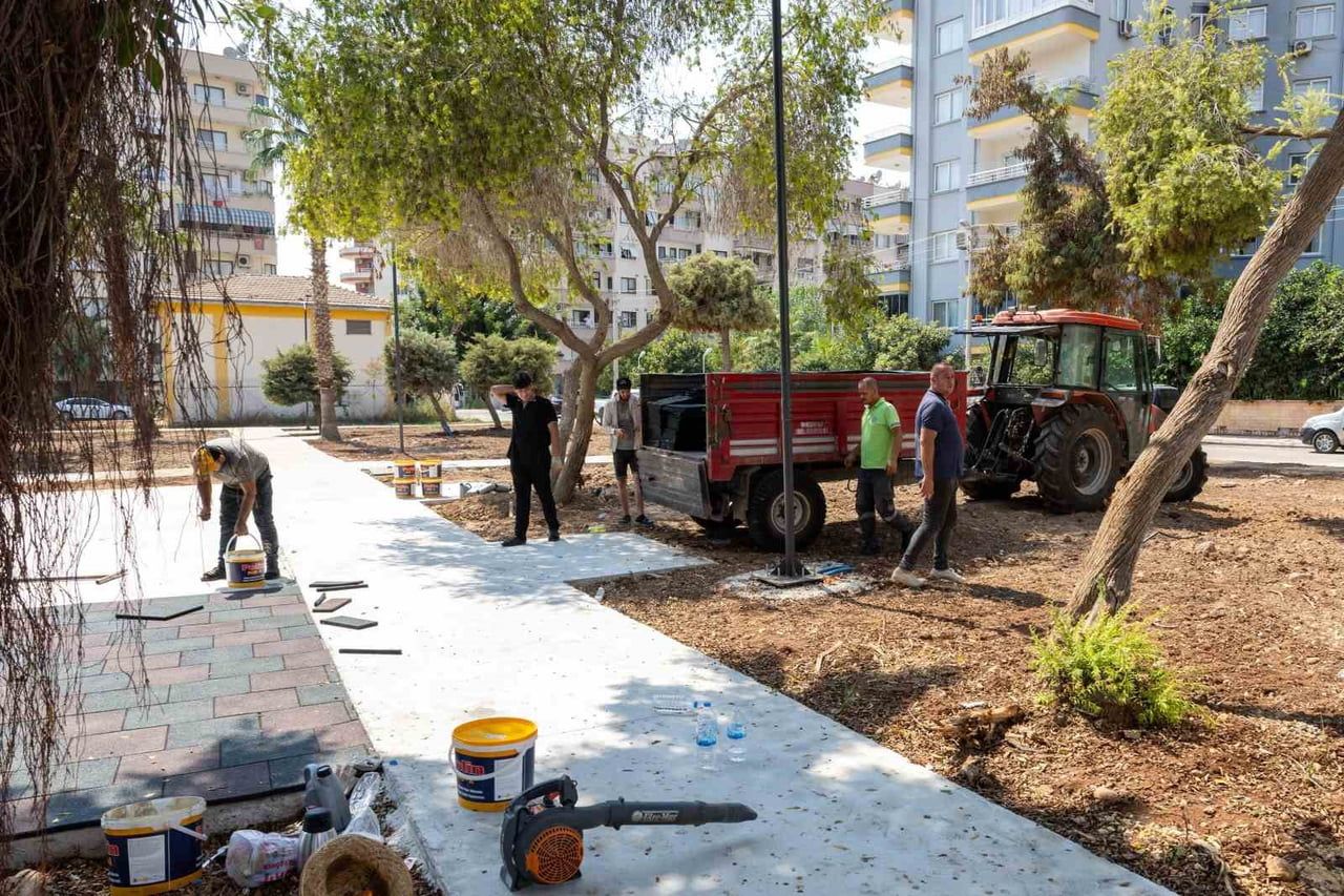 MERSİN’İN MEZİTLİ İLÇESİNDE İKİ PARKTA KAPSAMLI YENİLEME ÇALIŞMASI BAŞLATILDI. ÇOCUK OYUN...