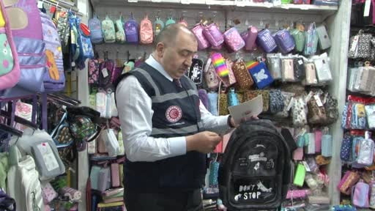 İstanbul'da yeni eğitim öğretim yılı öncesi kırtasiyelere denetim