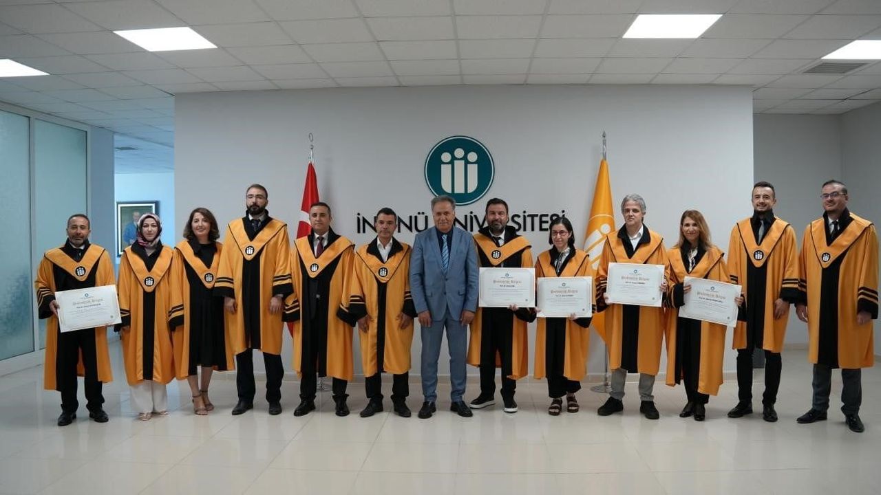 İNÖNÜ ÜNİVERSİTESİNDE AKADEMİK YÜKSELME TÖRENİ