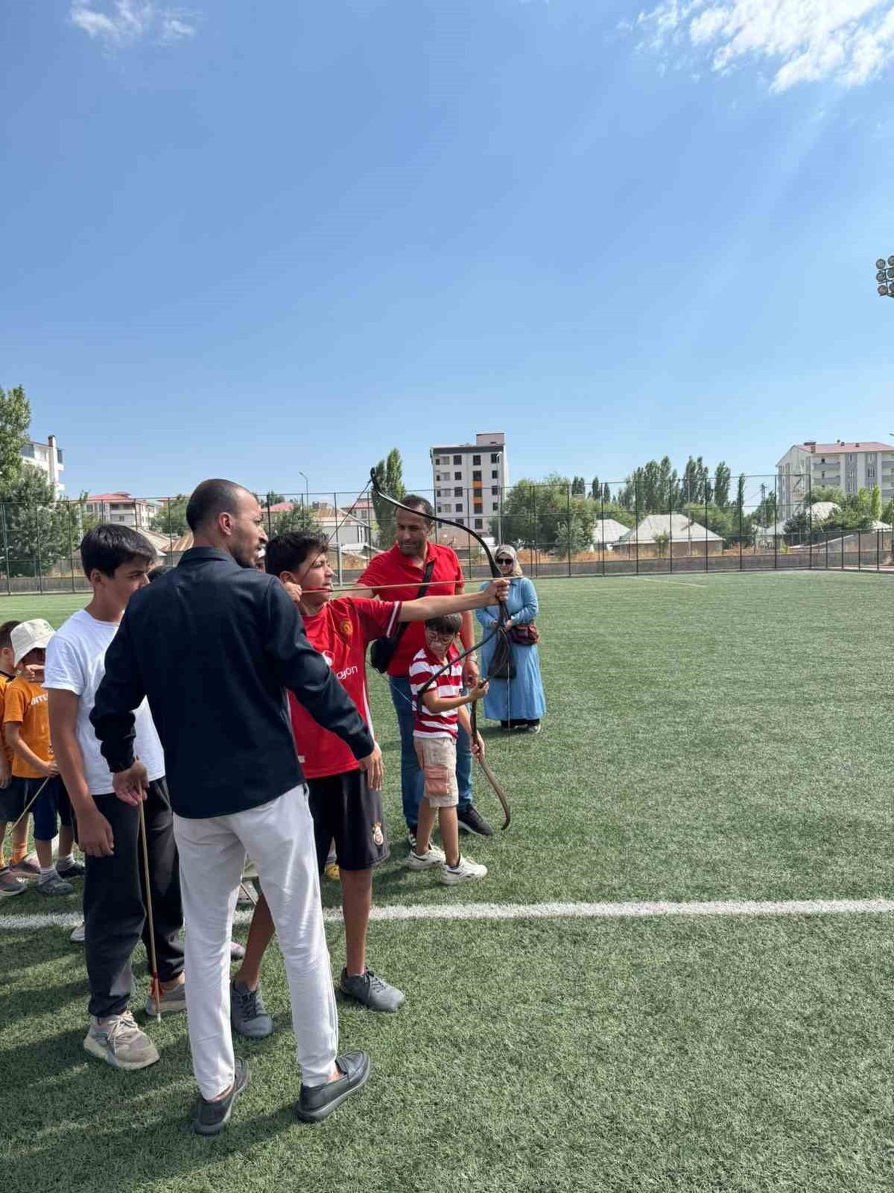 PATNOS GENÇLİK VE SPOR İLÇE MÜDÜRLÜĞÜ TARAFINDAN, PATNOS GENÇLİK MERKEZİ MÜDÜRLÜĞÜ SAHASINDA...