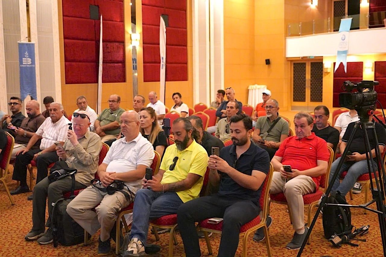 EDREMİT BELEDİYE BAŞKANI MEHMET ERTAŞ, 16 AĞUSTOS-9 EYLÜL TARİHLERİ ARASINDA DÜZENLENECEK KÜLTÜR...
