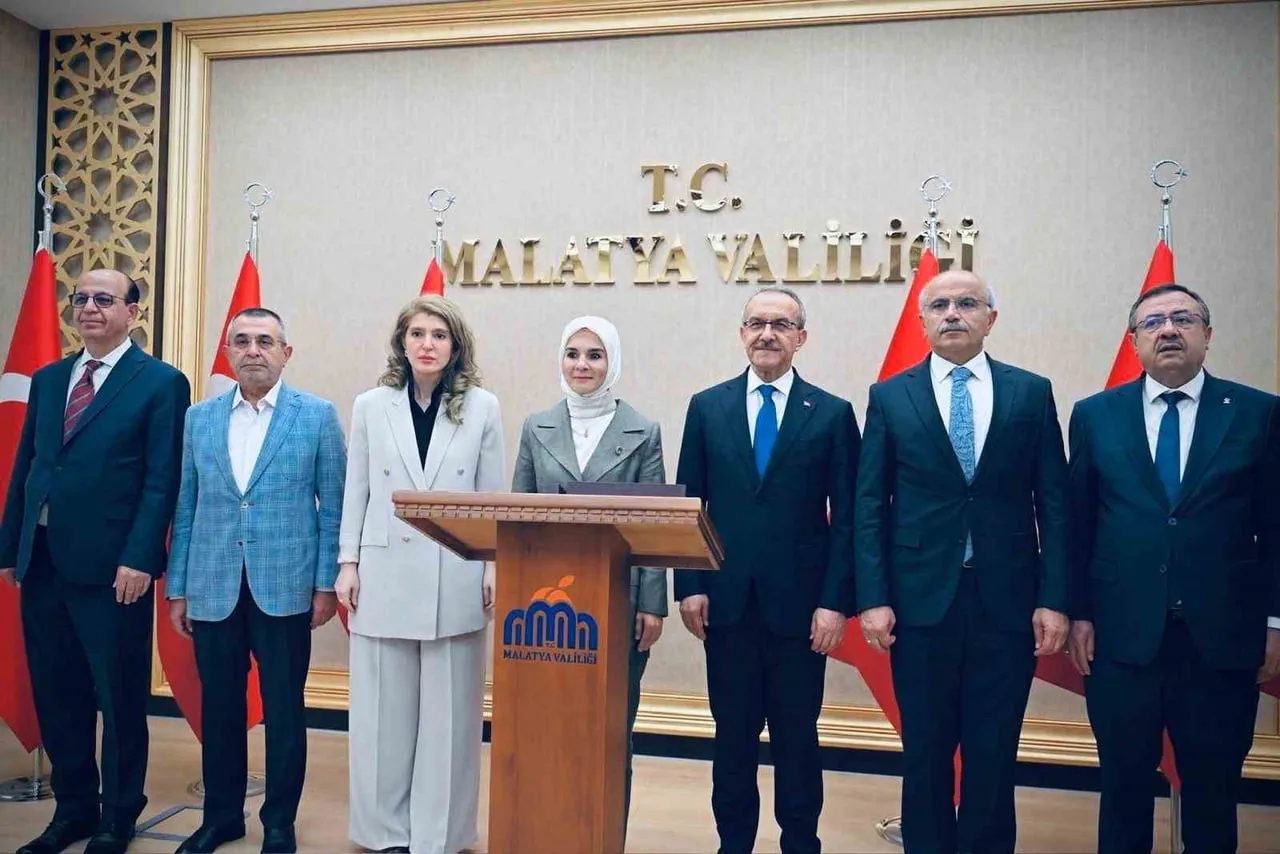 AİLE VE SOSYAL HİZMETLER BAKANI MAHİNUR ÖZDEMİR GÖKTAŞ’IN MALATYA PROGRAMLARINI DEĞERLENDİREN AK...