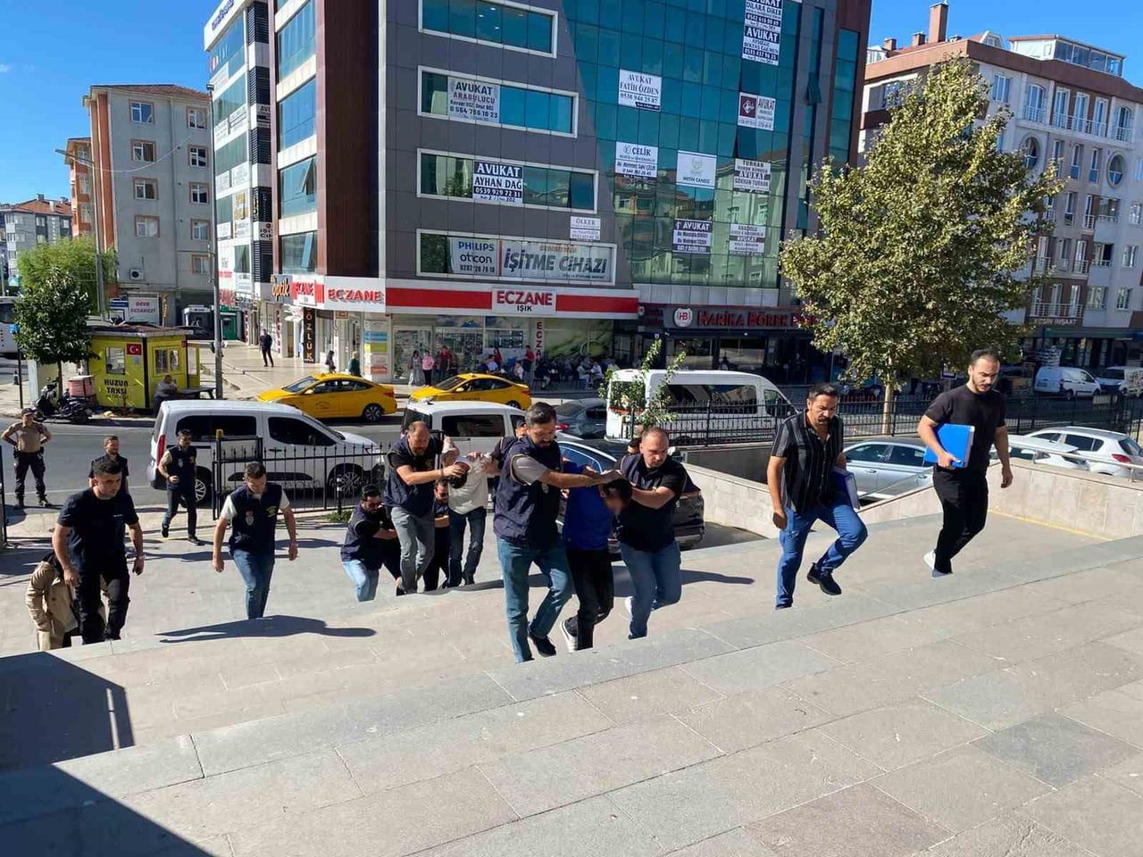 TEKİRDAĞ’IN ÇERKEZKÖY İLÇESİNDE BİR İKAMETİN KURŞUNLANMASI OLAYIYLA İLGİLİ YÜRÜTÜLEN SORUŞTURMA...
