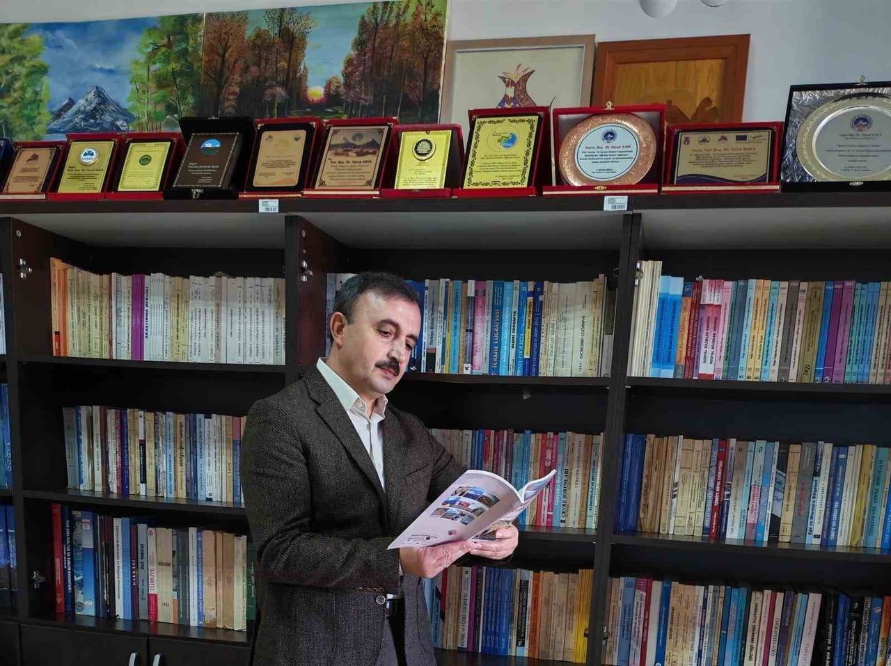 PROF. DR. FARUK KAYA