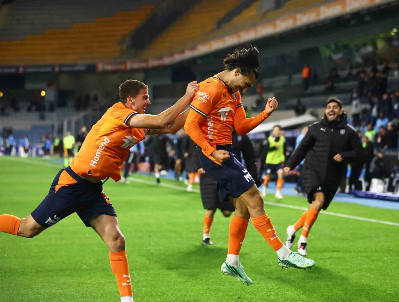 TRENDYOL SÜPER LİG’İN 8. HAFTASINDA BAŞAKŞEHİR, SAHASINDA KARŞILAŞTIĞI GAZİANTEP FUTBOL KULÜBÜ’NÜ...