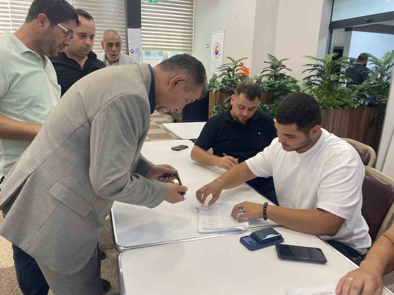 KÖRFEZ MOTORLU TAŞIYICILAR KOOPERATİFİ’NİN KONGRESİNDE 87-86 SONUÇLANAN SEÇİM SONRASI TANSİYON...