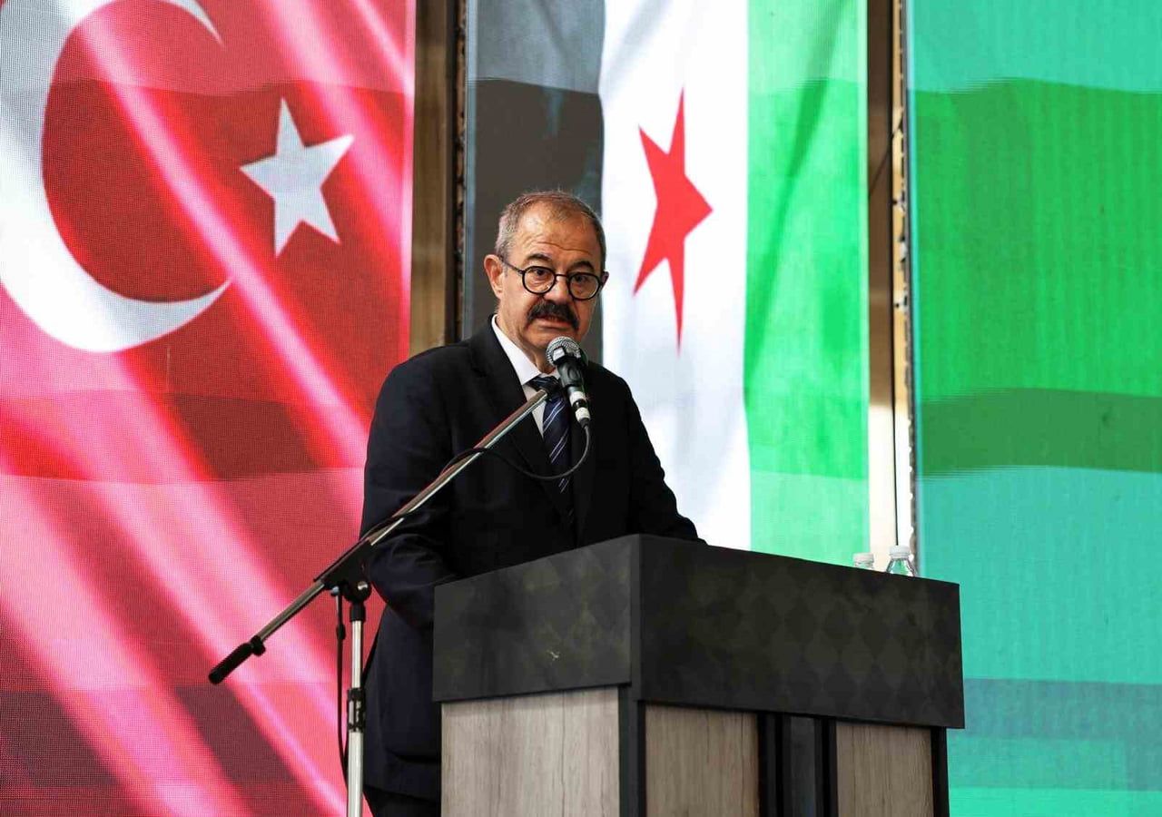 ÇİMKO, HALEP’TE YENİ ENTEGRE ÇİMENTO FABRİKASI YATIRIMINI HAYATA GEÇİRMEYE HAZIRLANIYOR