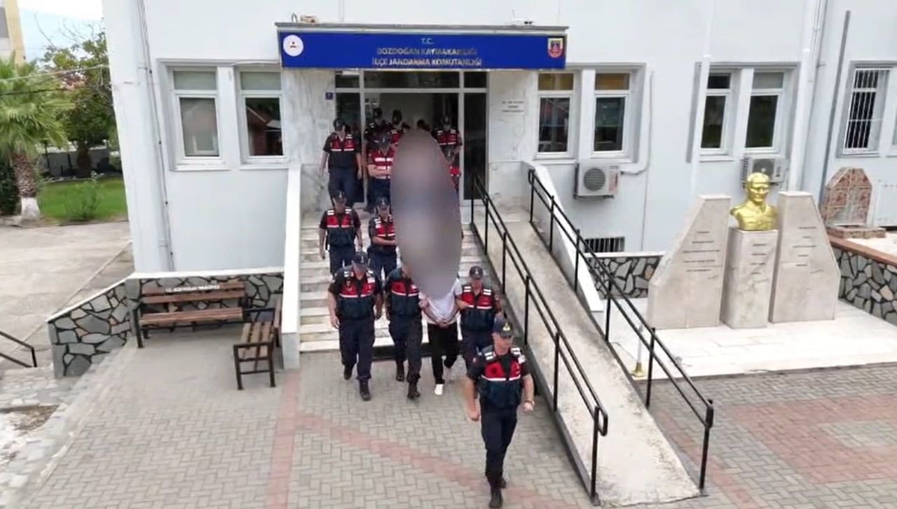 AYDIN’IN BOZDOĞAN İLÇESİNDE VATANDAŞLARDAN ZEYTİNYAĞI, KURUYEMİŞ VE HAYVAN ALIMI YAPARAK İLK...