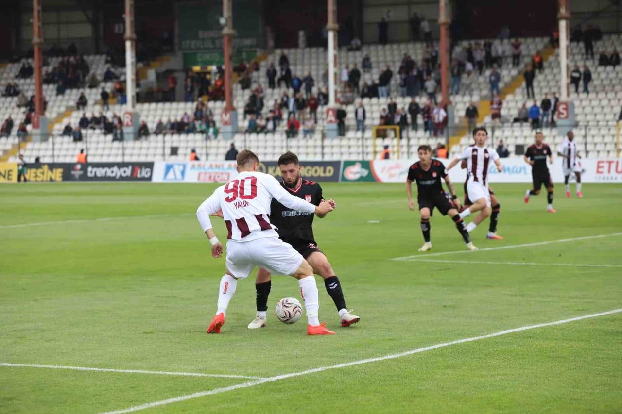 TRENDYOL 1. LİG'İN 10. HAFTASINDA BANDIRMASPOR, KONUK ETTİĞİ SİVASSPOR İLE 1-1 BERABERE...