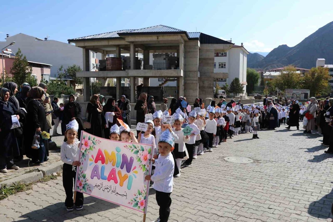 ERZURUM’UN OLTU İLÇESİNDE, İLÇE MÜFTÜLÜĞÜNE BAĞLI 4-6 YAŞ KUR’AN KURSLARINDA EĞİTİM GÖREN...