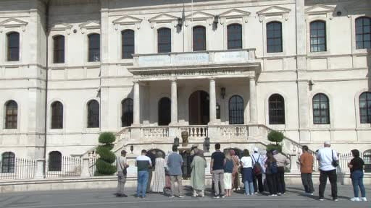 Sivas'ın tarihi zenginliği turistleri kendine hayran bırakıyor