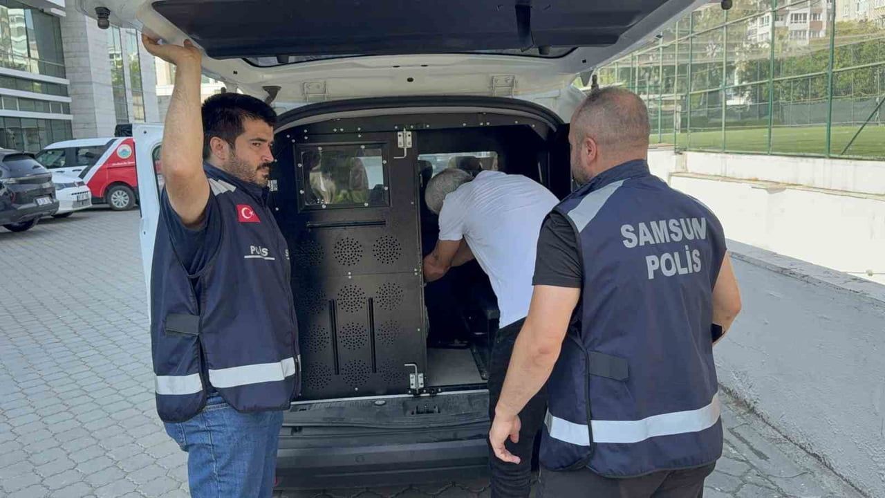 SAMSUN’DA ALKOLLÜ ARAÇ KULLANMAKTAN HAKKINDA KESİNLEŞMİŞ 9 AY HAPİS CEZASI BULUNAN BİR KİŞİ POLİS...
