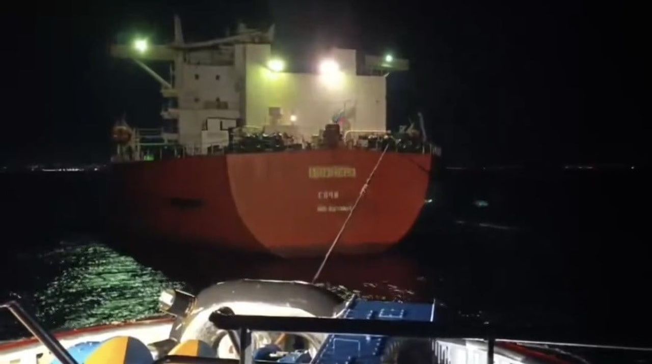 MARMARA ADASI AÇIKLARINDA 243 METRE UZUNLUĞUNDAKİ ‘PIONER 1’ İSİMLİ TANKER MAKİNE ARIZASI...