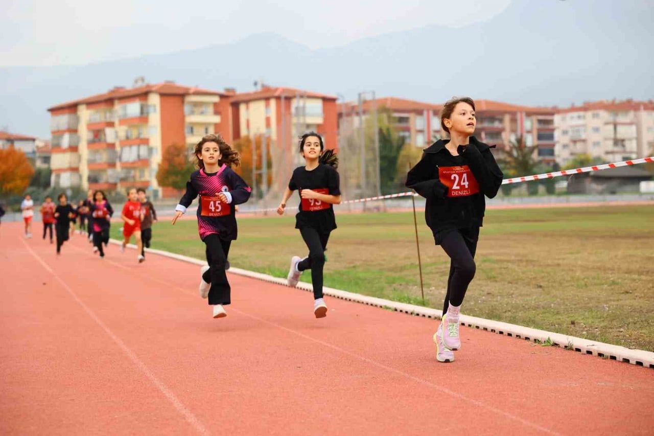 29 EKİM CUMHURİYET BAYRAMI KUTLAMALARI KAPSAMINDA MERKEZEFENDİ GENÇLİK VE SPOR İLÇE MÜDÜRLÜĞÜ...