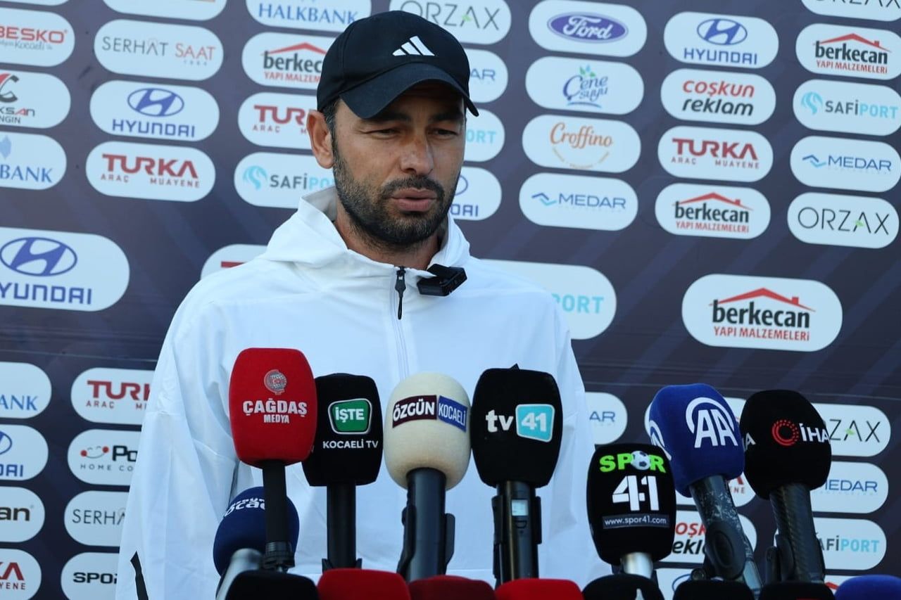KOCAELİSPOR TEKNİK DİREKTÖRÜ SELÇUK İNAN AÇIKLAMALARDA BULUNDU