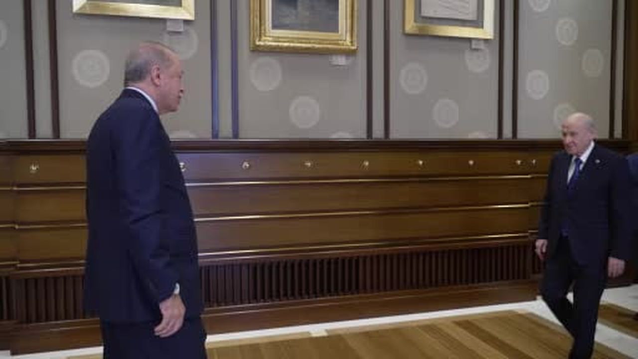 Cumhurbaşkanı Erdoğan, MHP Genel Başkanı Bahçeli'yi kabul etti