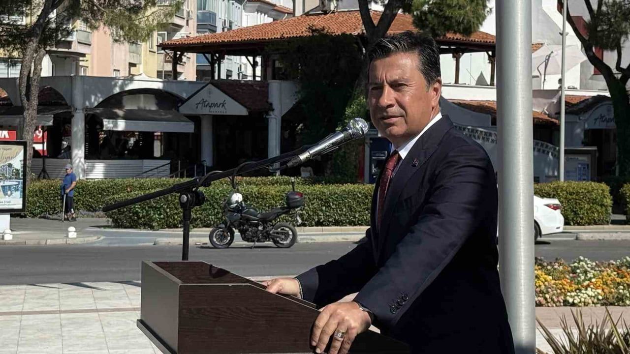 MUĞLA’DA 1-7 EYLÜL ZABITA HAFTASI DOLAYISIYLA MENTEŞE CUMHURİYET MEYDANI’NDA ÇELENK TÖRENİ...