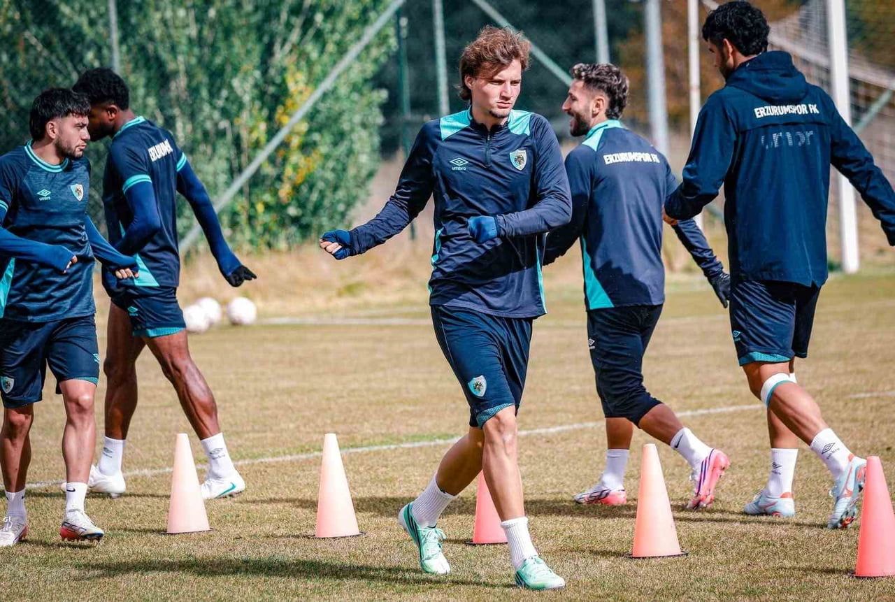 ERZURUMSPOR FK, TRENDYOL SÜPER LİG'İN 10. HAFTASINDA YARIN SAHASINDA OYNAYACAĞI ÇORUM FK MAÇININ...
