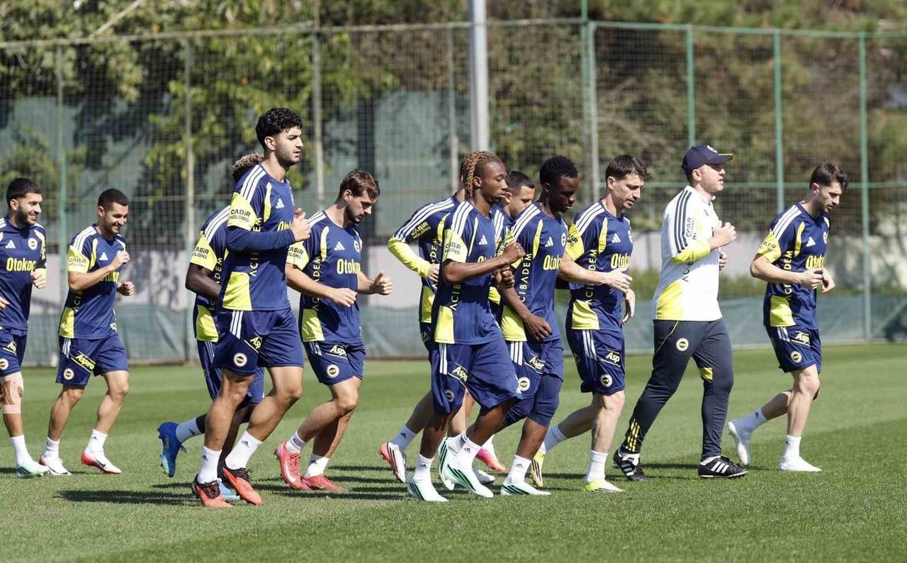 FENERBAHÇE, 14 EKİM ÇARŞAMBA GÜNÜ VİLLA PARK’TA İNGİLİZ TEMSİLCİSİ ASTON VİLLA İLE OYNAYACAĞI...