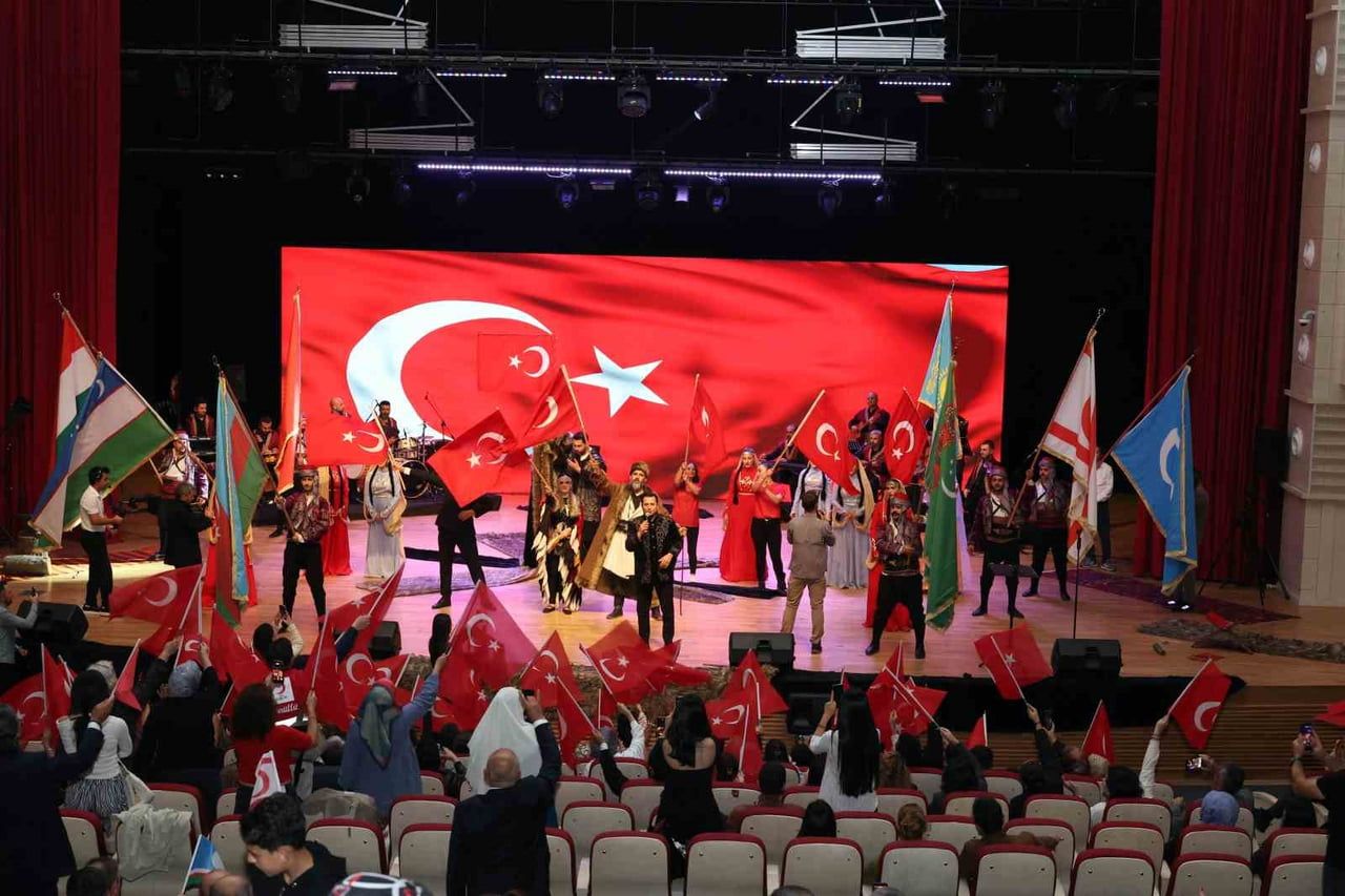 TALAS BELEDİYESİ'NİN ÖNCÜLÜĞÜNDE BU YIL İKİNCİSİ DÜZENLENEN TALAS TÜRK DÜNYASI ŞAİR VE YAZARLAR...