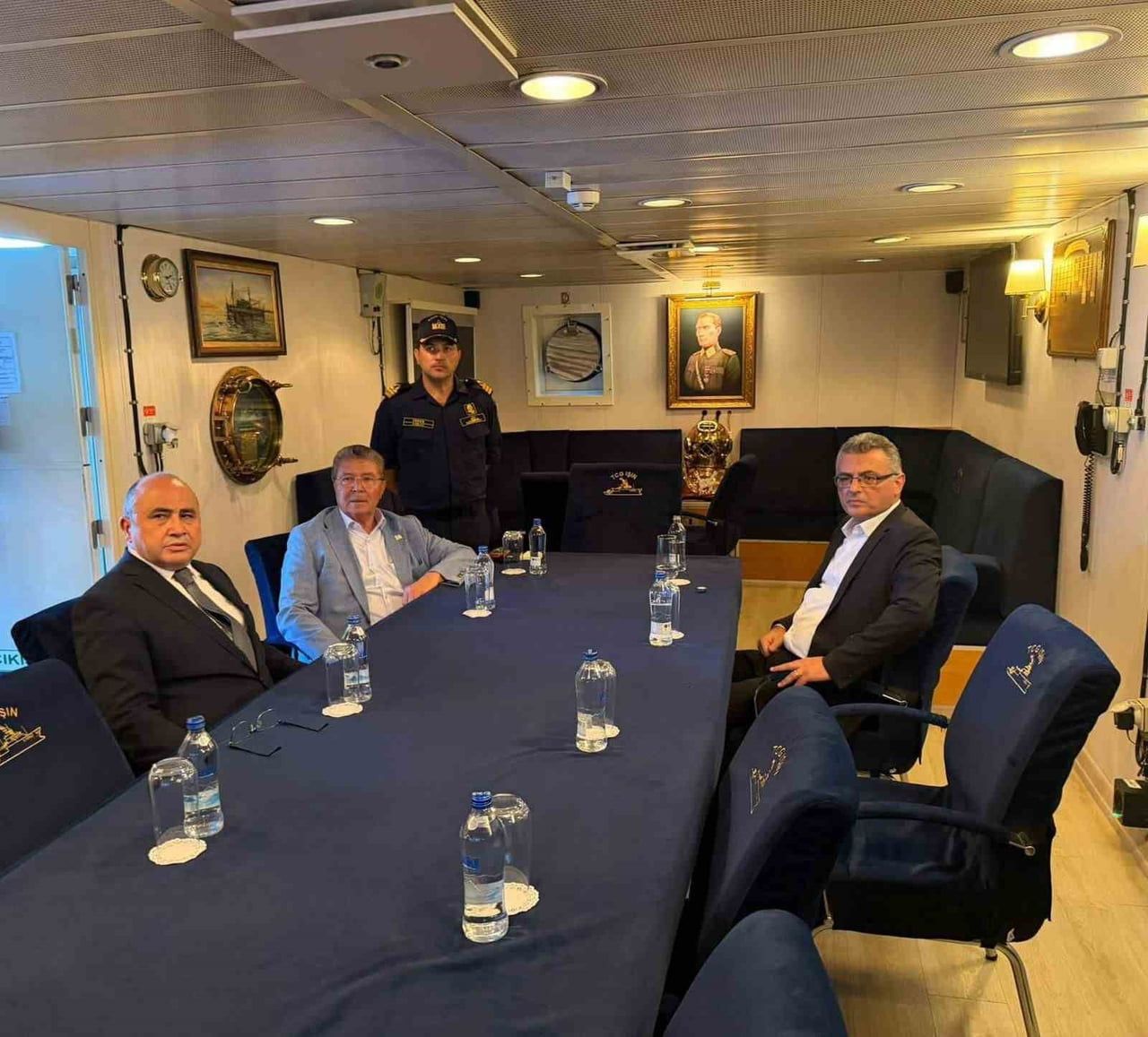 KKTC CUMHURBAŞKANI ERHÜRMAN (SAĞDA), TCG IŞIN'DA ARAMA ÇALIŞMALARINI TAKİP ETTİ