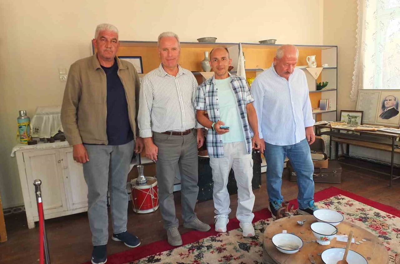MÜZE VE GEZENLER