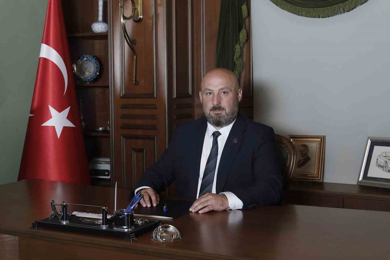 BURSA TB YÖNETİM KURULU BAŞKANI İBRAHİM ÖZHAN, CUMHURİYET’İN İLANININ 103. YILI DOLAYISIYLA...
