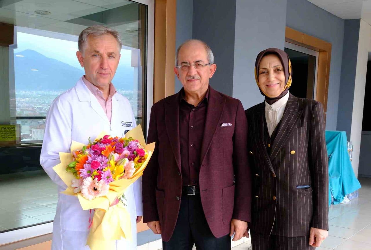 ÖZEL DENİZLİ TEKDEN HASTANESİ BAŞHEKİMLİĞİ GÖREVİNE KALP VE DAMAR CERRAHİSİ UZMANI PROF. DR....