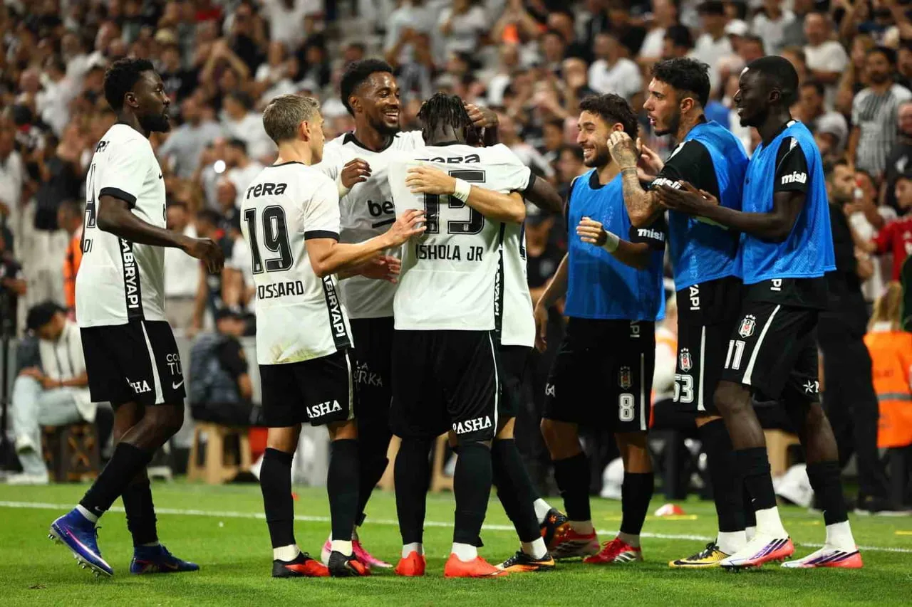 BEŞİKTAŞ, BU SEZON TRENDYOL SÜPER LİG’DE SAHASINDA OYNADIĞI İKİ MAÇTA DA GALİP GELMESİNİ...