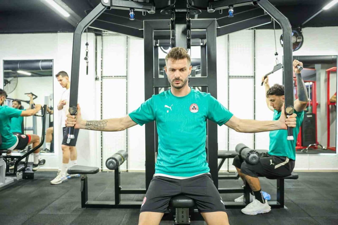 PROFESYONELLİĞE GEÇİŞ LİGİ (PGL) EKİPLERİNDEN OLAN İNCİRLİOVA BELEDİYESPOR YENİ SEZON İÇİN...