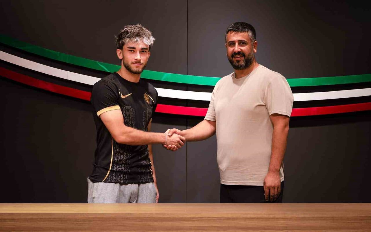 AMED SPORTİF FAALİYETLER, GALATASARAY'DAN ALİ TURAP BÜLBÜL'Ü TRANSFER ETTİ.