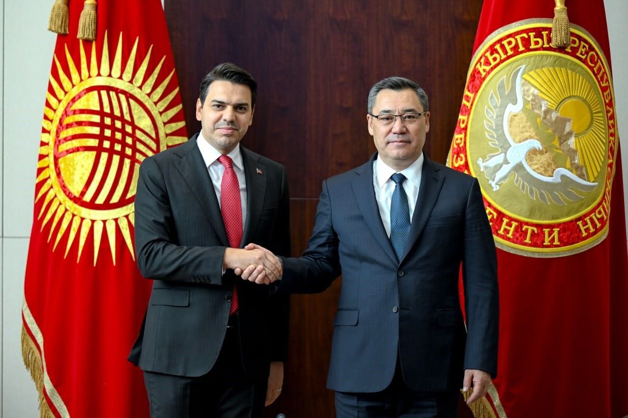 KIRGIZİSTAN CUMHURBAŞKANI SADIR CAPAROV, TÜRK İŞBİRLİĞİ VE KOORDİNASYON AJANSI BAŞKANI ABDULLAH...