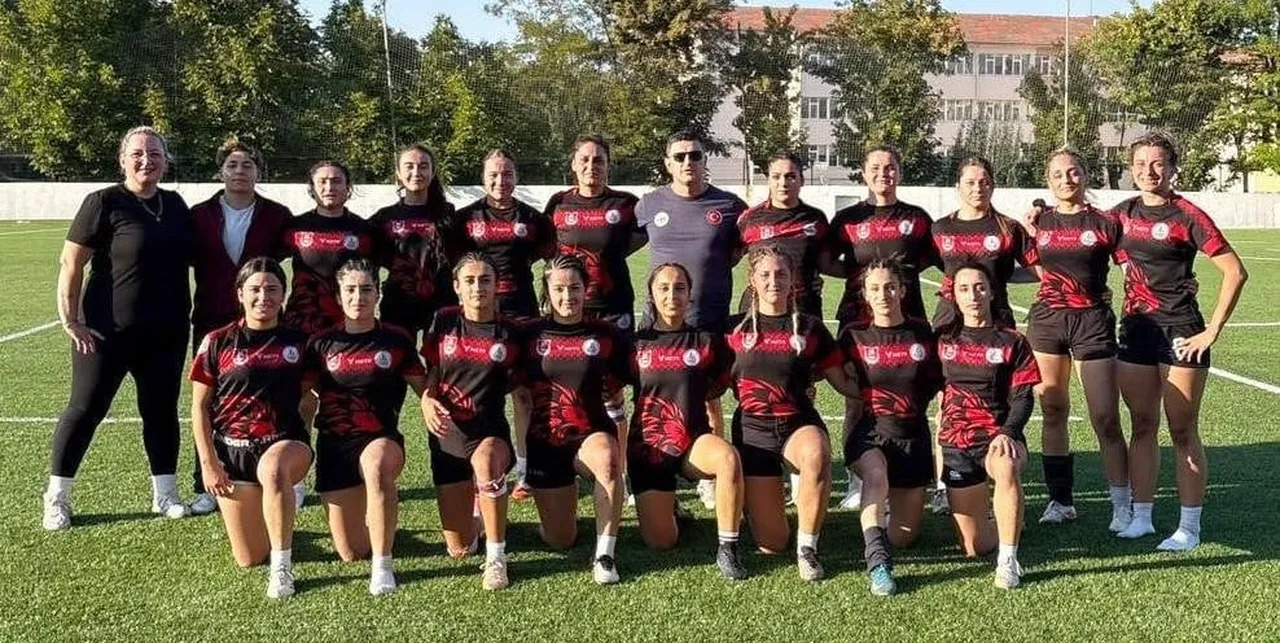 KÖRFEZ GENÇLERBİRLİĞİ SPOR KULÜBÜ KADIN RAGBİ TAKIMI, DEPLASMANDA KARŞILAŞTIĞI KÜTAHYA...