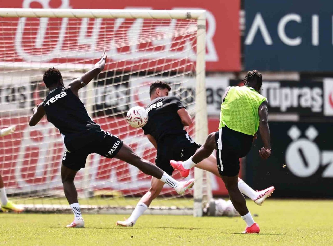 BEŞİKTAŞ, TRENDYOL SÜPER LİG'İN 3. HAFTASINDA ÇORUM FK İLE OYNAYACAĞI KARŞILAŞMANIN...