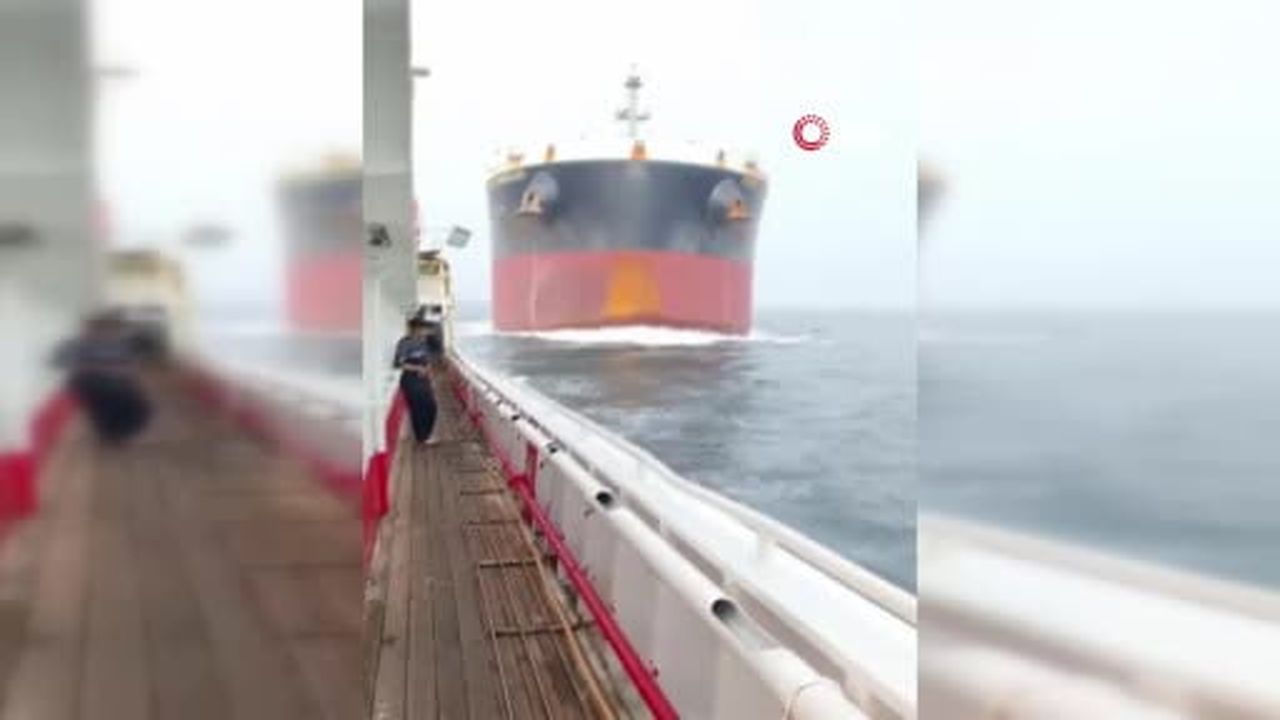 Singapur açıklarında meydana gelen deniz kazasında Panama bayraklı bir yük gemisi, Çin’e ait bir...