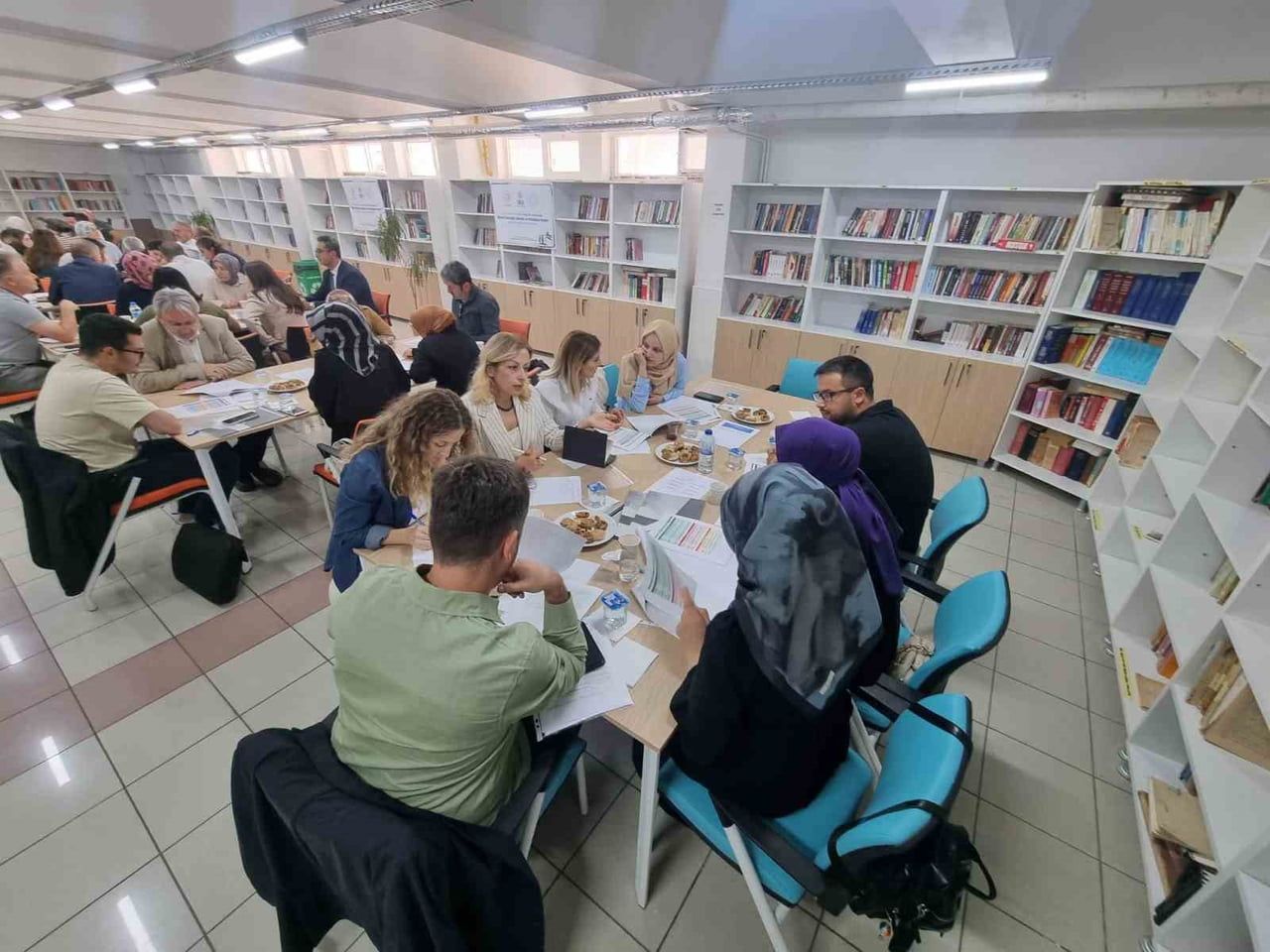 "SOSYAL KALKINMA ODAKLI, LADİK İLÇE OKULLARINDA AKRAN ZORBALIĞI ÖNLEME VE MÜDAHALE MODEL EĞİTMEN...