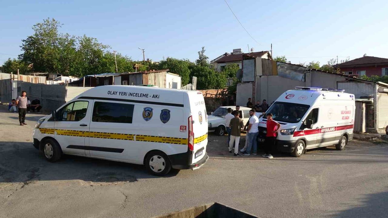 MALATYA’DA 48 YAŞINDAKİ ŞAHIS EVİNİN ÖNÜNDE ÖLÜ BULUNDU