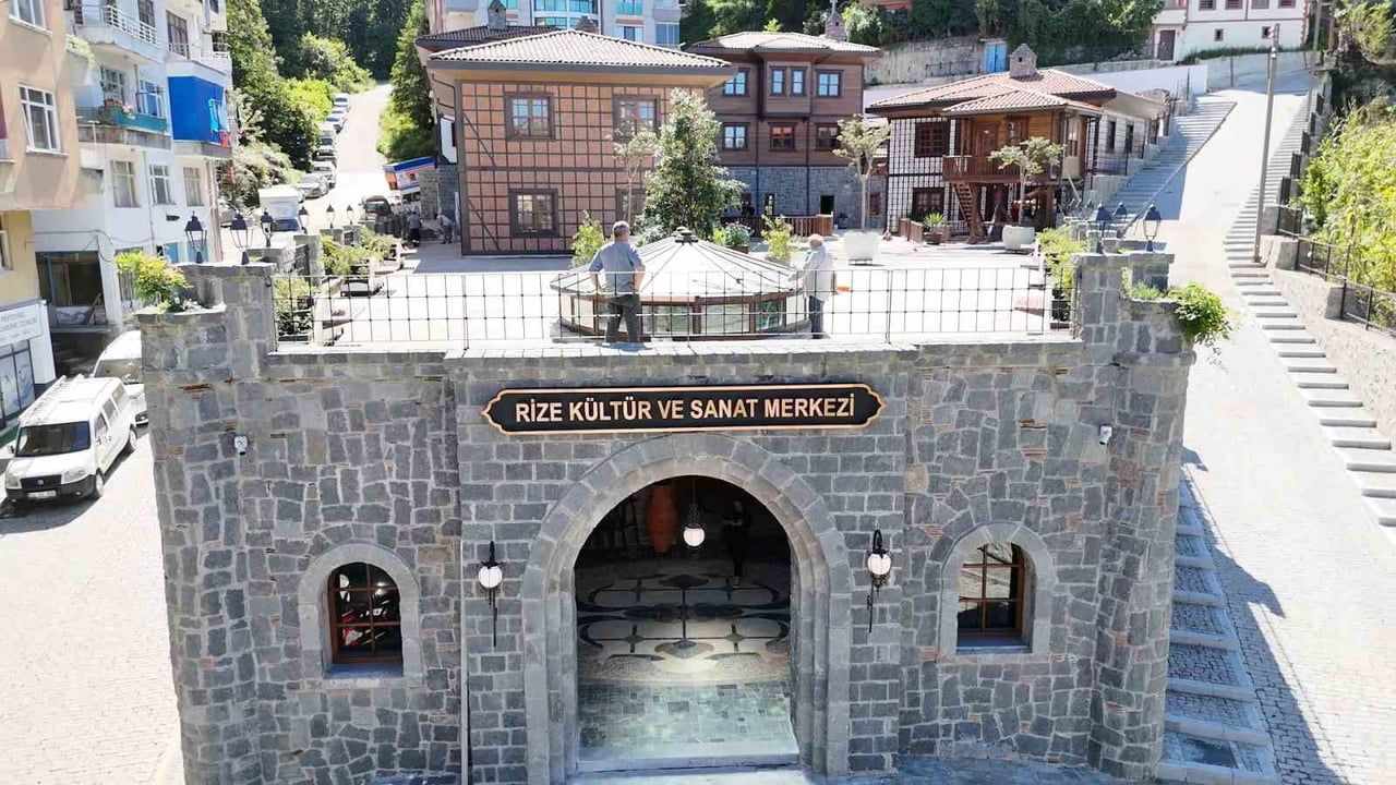 RİZE'DE GELENEKSEL ZANAATLARDAN TEMATİK MÜZELERE VE CANLI ATÖLYELERE KADAR KENTİN TÜM KÜLTÜREL...