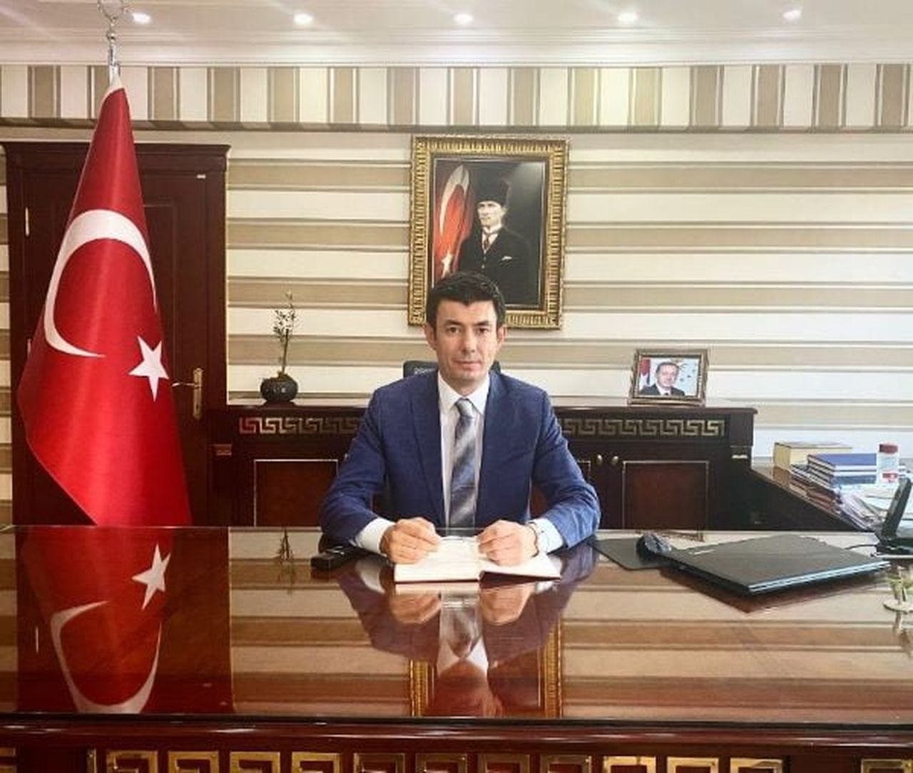 AFYONKARAHİSAR VALİSİ NACİ AKTAŞ, KENDİSİNİ AİT BEYLİK TABANCASIYLA HAYATINA SON VEREN VALİ...